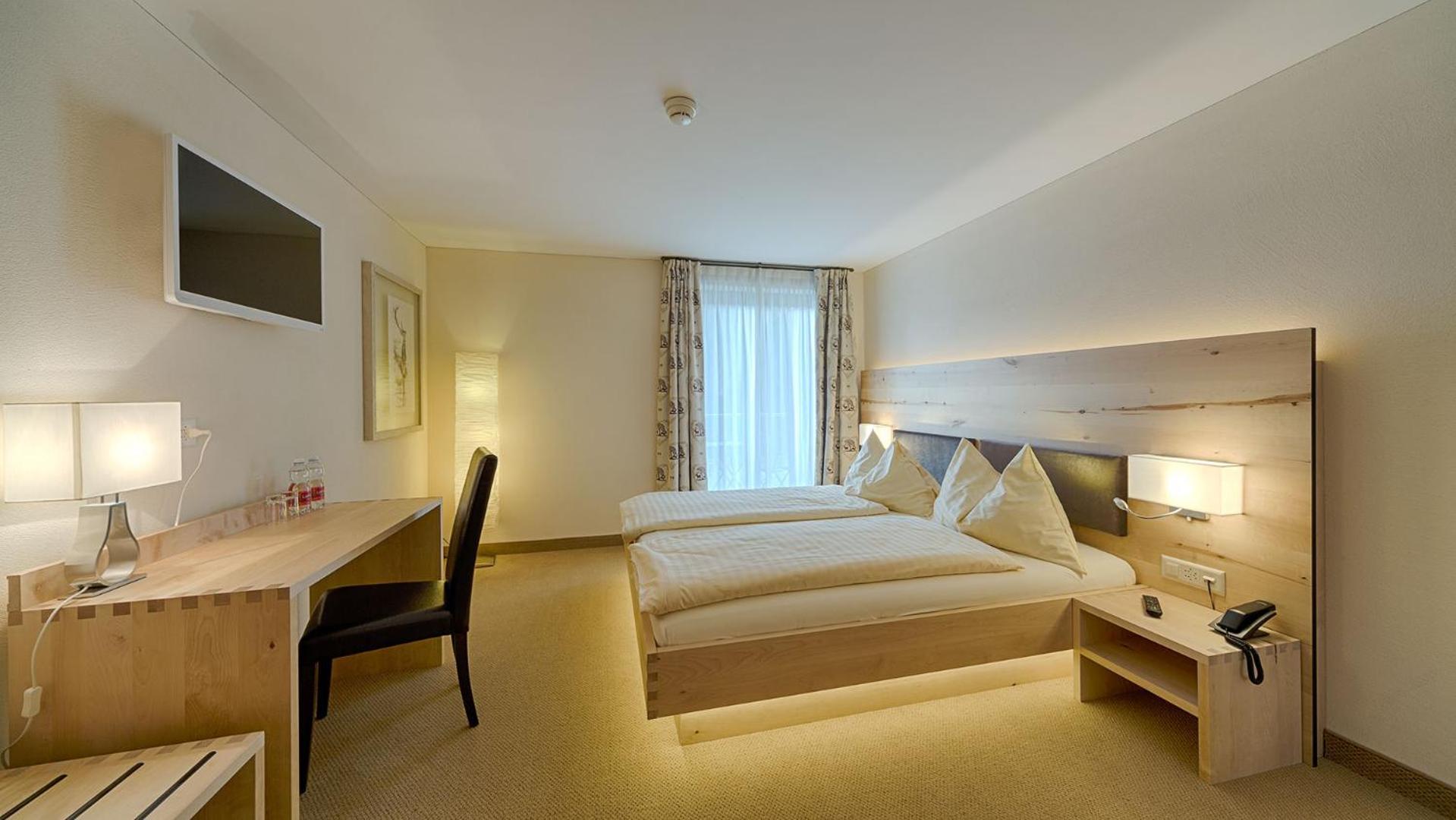 סילס מריה Hotel Cervo מראה חיצוני תמונה