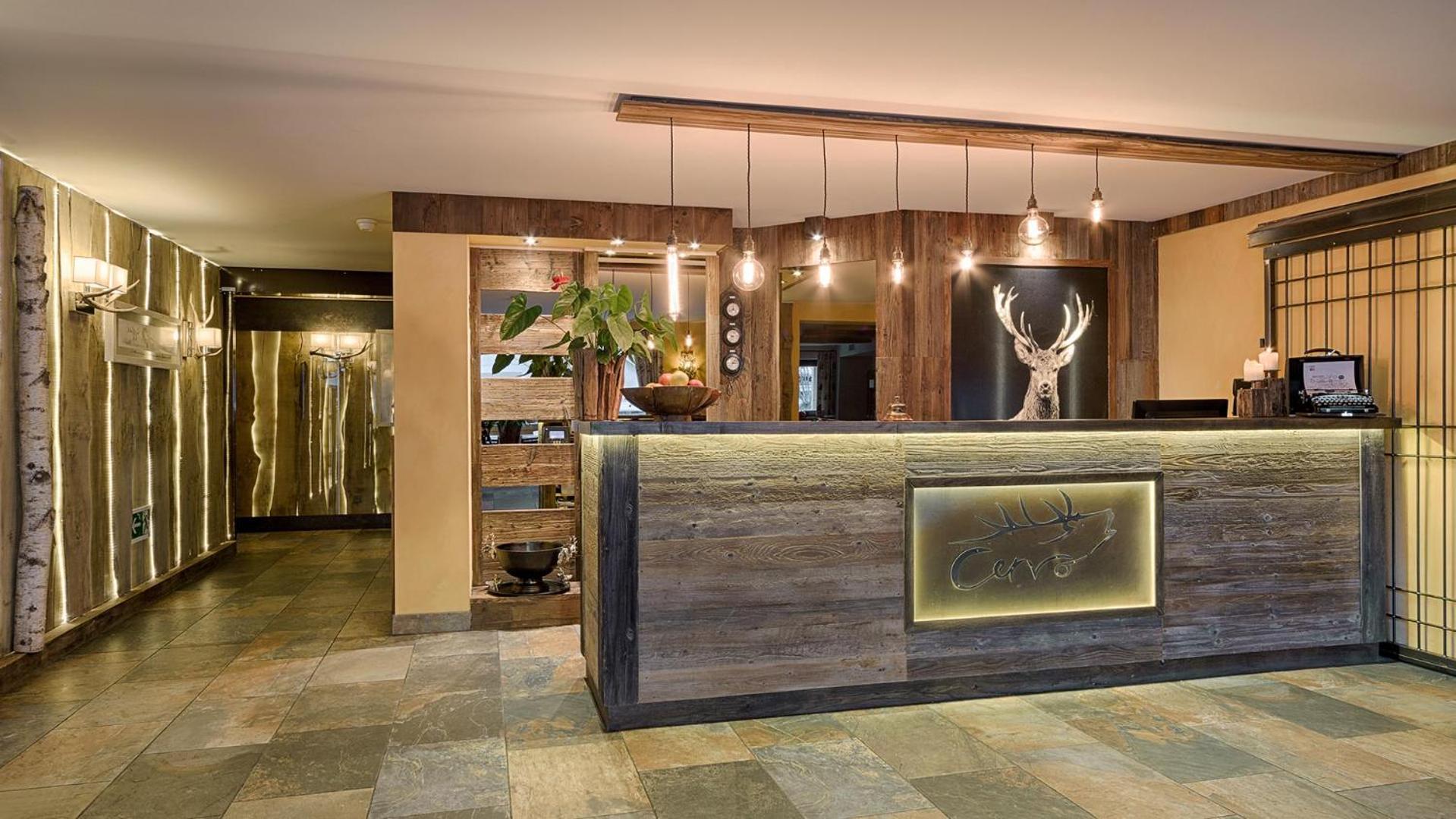 סילס מריה Hotel Cervo מראה חיצוני תמונה