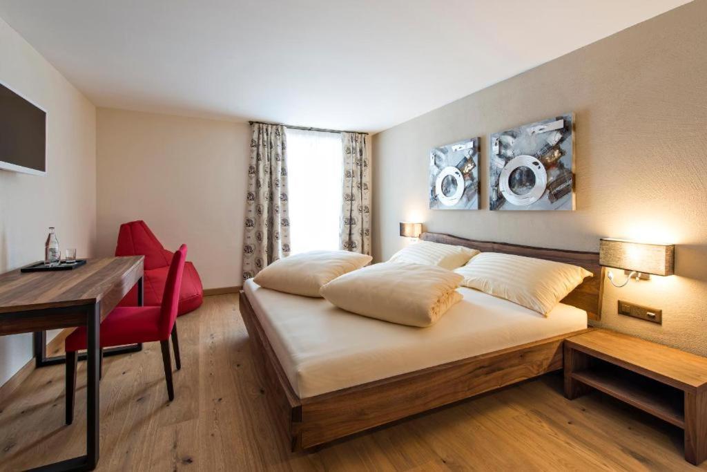סילס מריה Hotel Cervo מראה חיצוני תמונה